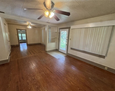 4025 Sw 20th Drive - Photo Thumbnail 3
