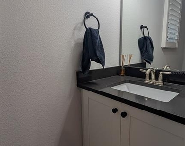 3062 Isles Way - Photo Thumbnail 12