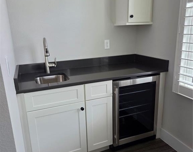 3062 Isles Way - Photo Thumbnail 15