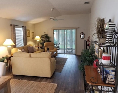1255 Virginia Drive - Photo Thumbnail 5