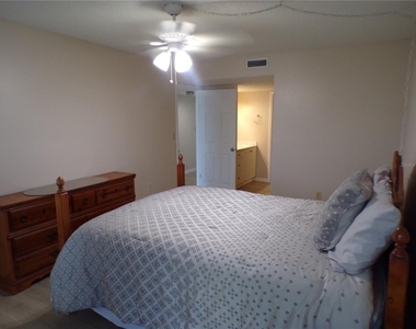 25188 Marion Ave - Photo Thumbnail 8