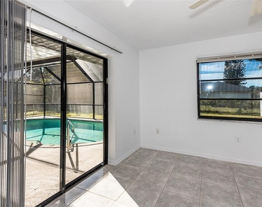 838 Jarvis Street - Photo Thumbnail 18