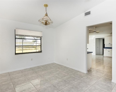 838 Jarvis Street - Photo Thumbnail 8