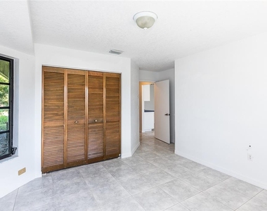 838 Jarvis Street - Photo Thumbnail 29