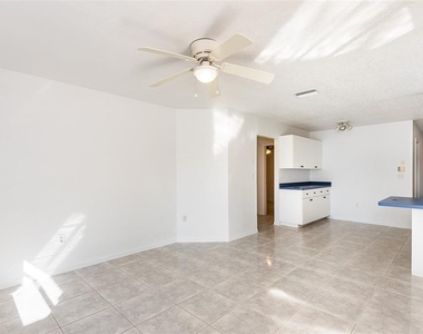 838 Jarvis Street - Photo Thumbnail 19