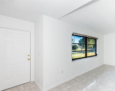 838 Jarvis Street - Photo Thumbnail 3