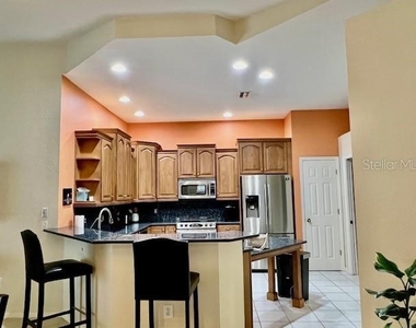 426 Gaspar Key Lane - Photo Thumbnail 9