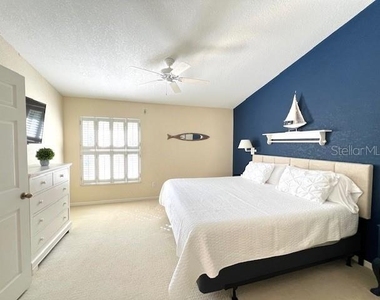 426 Gaspar Key Lane - Photo Thumbnail 15