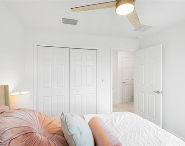 1808 Fender Lane - Photo Thumbnail 22