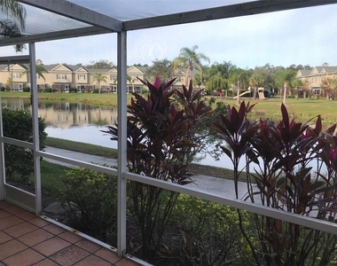 7635 Plantation Circle - Photo Thumbnail 9