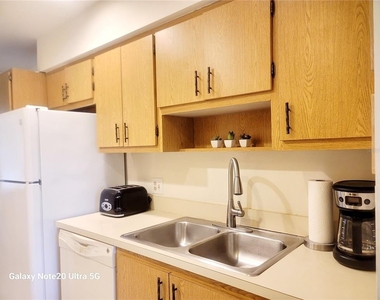 4535 Longwater Chase - Photo Thumbnail 4