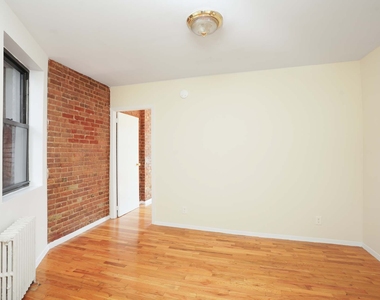 406 West 46th Street - Photo Thumbnail 7
