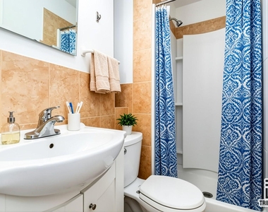 406 West 46th Street - Photo Thumbnail 10