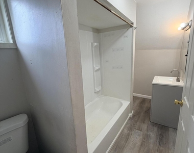 478 N Pennsylvania Avenue - Photo Thumbnail 8