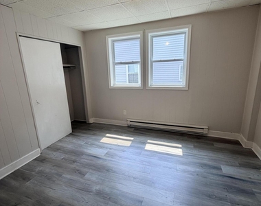 478 N Pennsylvania Avenue - Photo Thumbnail 4