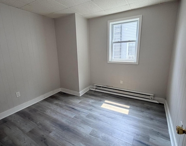 478 N Pennsylvania Avenue - Photo Thumbnail 3