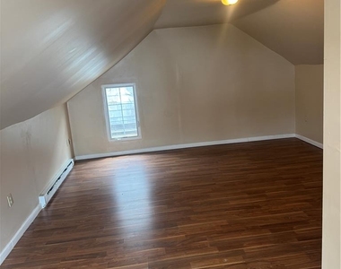 328 W Broad Street - Photo Thumbnail 21