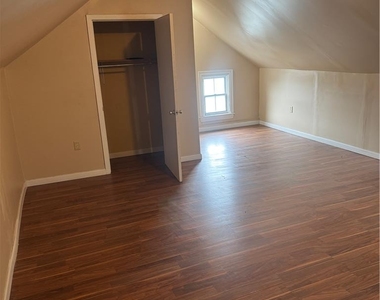 328 W Broad Street - Photo Thumbnail 22