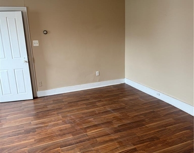 328 W Broad Street - Photo Thumbnail 19