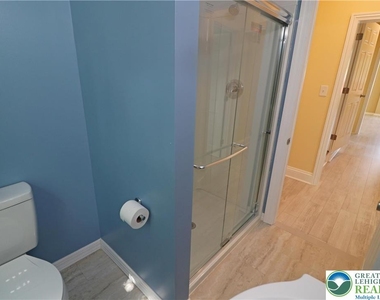 526 Prospect Avenue - Photo Thumbnail 18