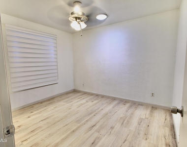 901 Tepic Drive - Photo Thumbnail 29