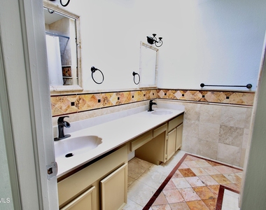 901 Tepic Drive - Photo Thumbnail 35