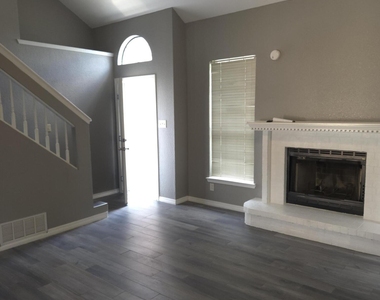 4629 Loma Grande Drive - Photo Thumbnail 4