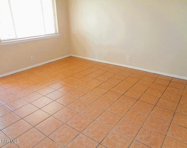 10532 Brisbane Way - Photo Thumbnail 1