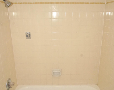 3121 Wayside Street - Photo Thumbnail 15