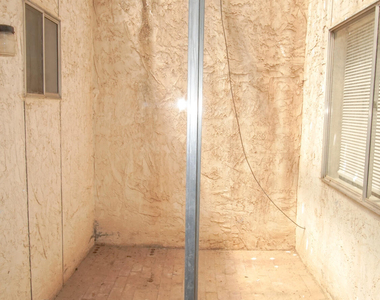 3121 Wayside Street - Photo Thumbnail 10