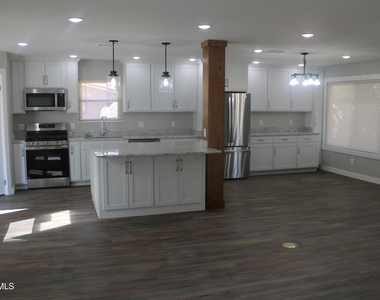 3133 Fierro Drive - Photo Thumbnail 2