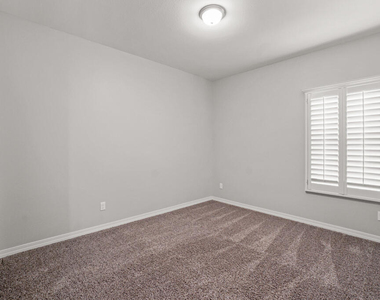 1740 Eased Street - Photo Thumbnail 22