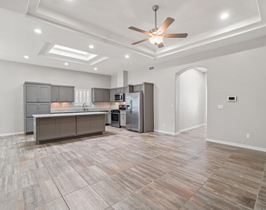 1740 Eased Street - Photo Thumbnail 9