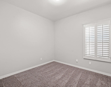 1740 Eased Street - Photo Thumbnail 26