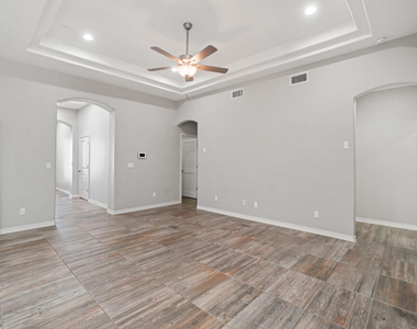1740 Eased Street - Photo Thumbnail 10