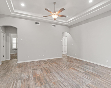 1740 Eased Street - Photo Thumbnail 7