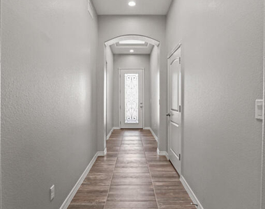 1740 Eased Street - Photo Thumbnail 6