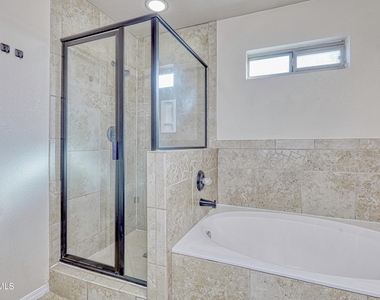 14325 Woods Point Avenue - Photo Thumbnail 30