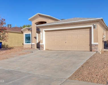 14325 Woods Point Avenue - Photo Thumbnail 1