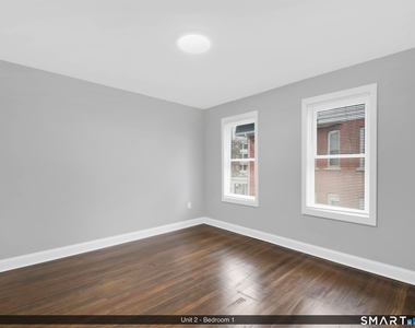 144 Madison Street - Photo Thumbnail 4