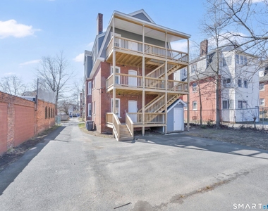 144 Madison Street - Photo Thumbnail 12