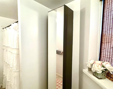 420 East 83rd Street - Photo Thumbnail 7