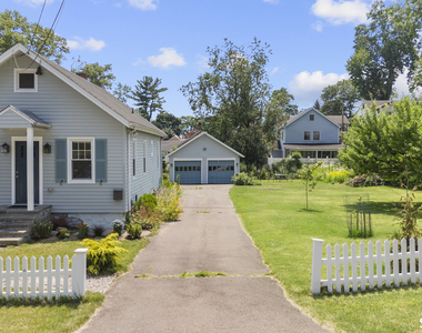 16 Saint Charles Avenue - Photo Thumbnail 27