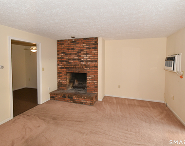 93 Talcott Avenue - Photo Thumbnail 8