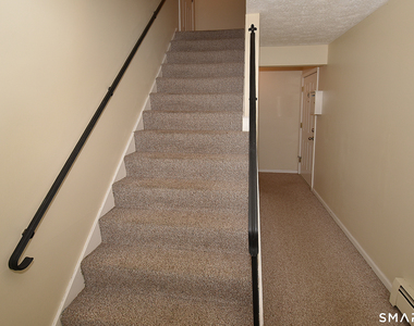 93 Talcott Avenue - Photo Thumbnail 14