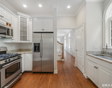 80 Putnam Avenue - Photo Thumbnail 9
