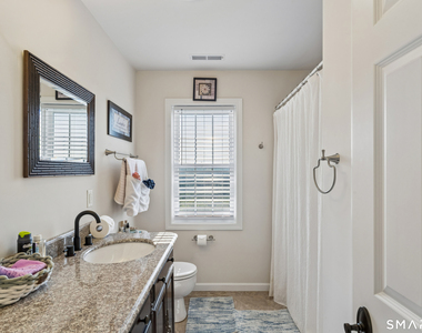 181 Martha Way - Photo Thumbnail 31