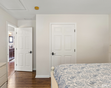 181 Martha Way - Photo Thumbnail 36