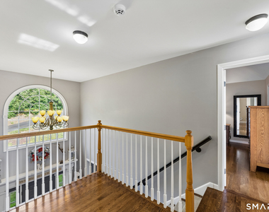 181 Martha Way - Photo Thumbnail 20