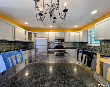 6 Taagan Street - Photo Thumbnail 8